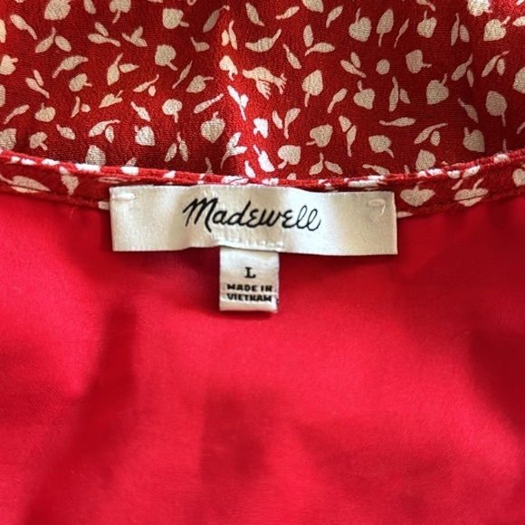 Large Red and white v neck blouse madewell cottagecore side button wrap shirt - Picture 7 of 9